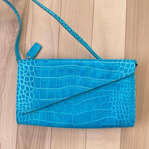 Danier Bright Blue Croc-Embossed Leather Bag – Convertible Shoulder or Clutch - Picture 2 of 8